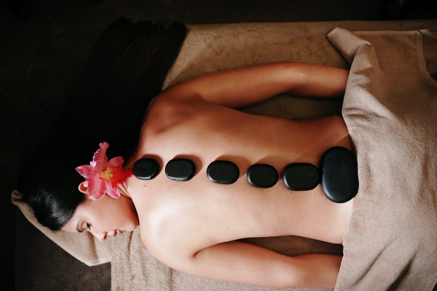 Xheko Imperial Luxury Hotel & Spa Tirana Kültér fotó Hot stone massage