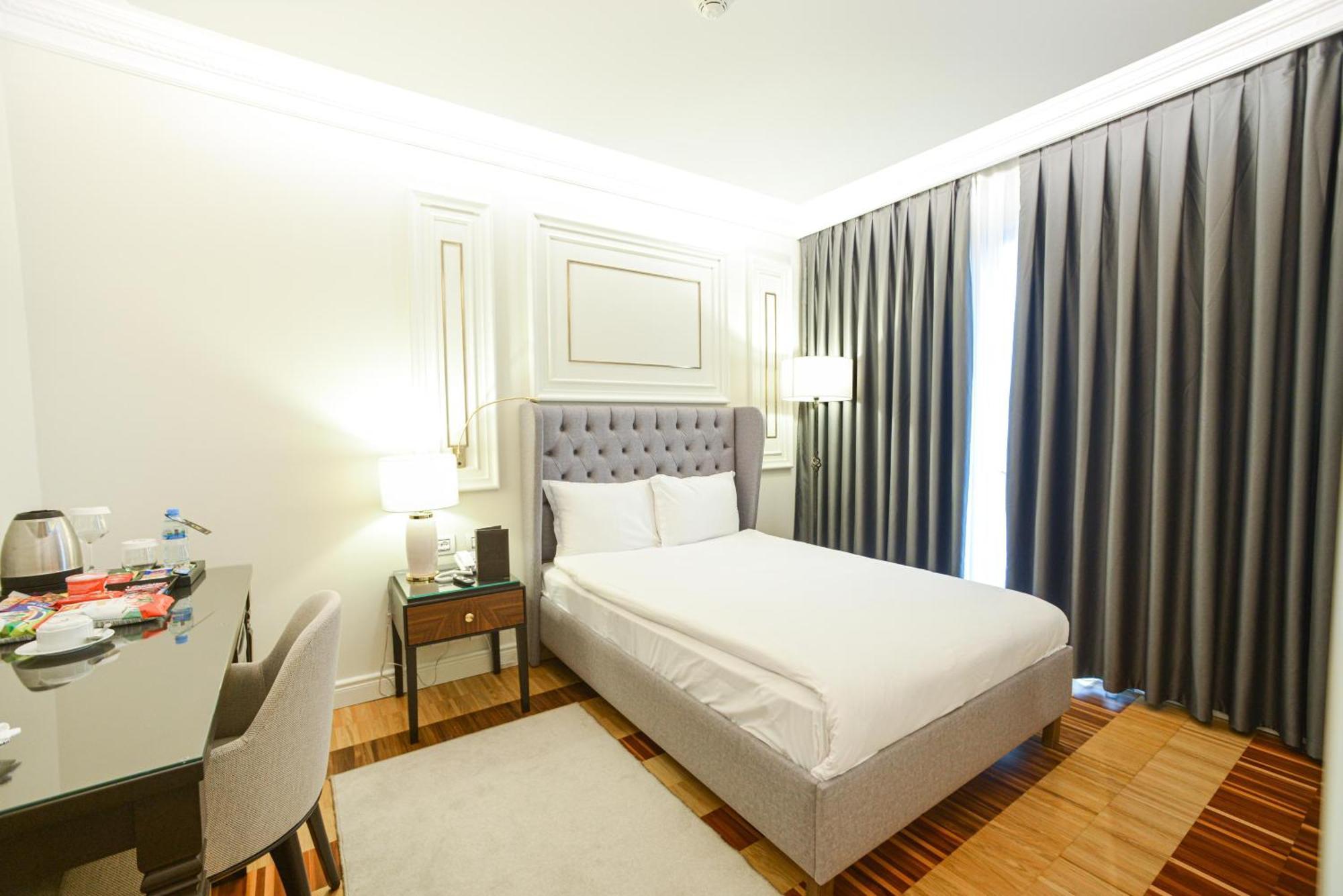 Xheko Imperial Luxury Hotel & Spa Tirana Kültér fotó