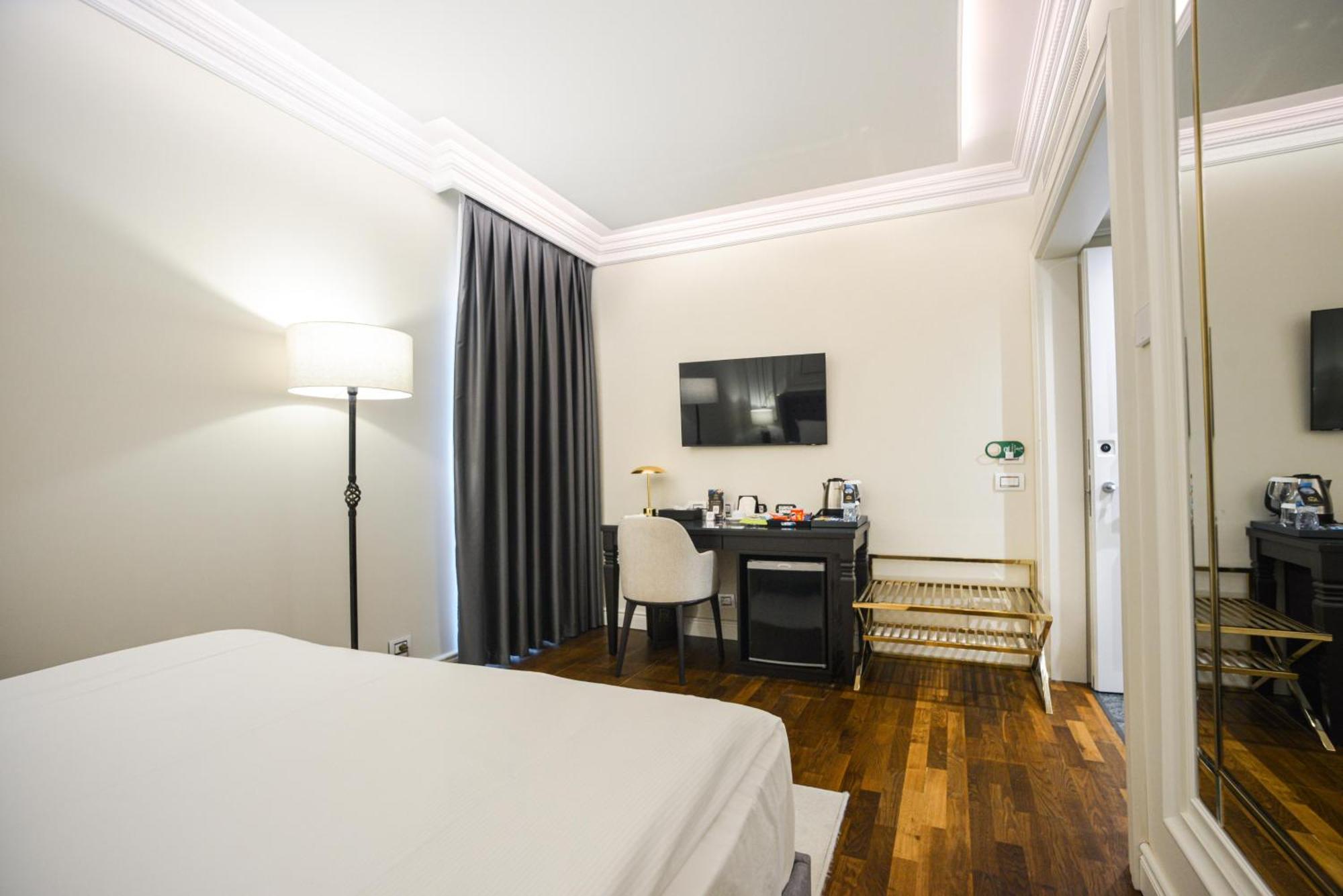 Xheko Imperial Luxury Hotel & Spa Tirana Kültér fotó