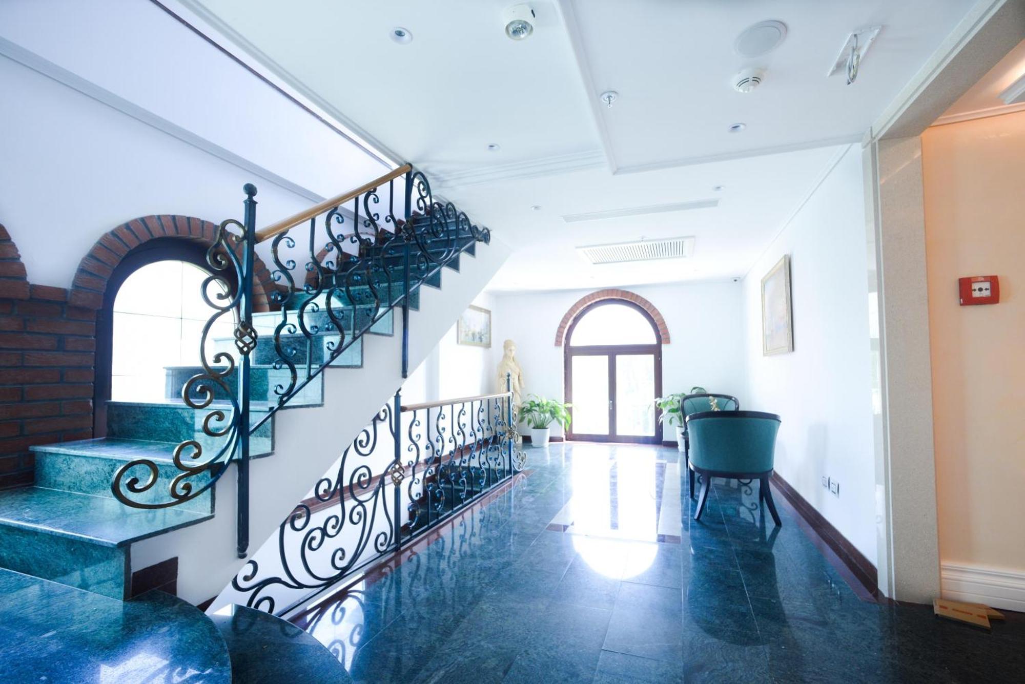 Xheko Imperial Luxury Hotel & Spa Tirana Kültér fotó