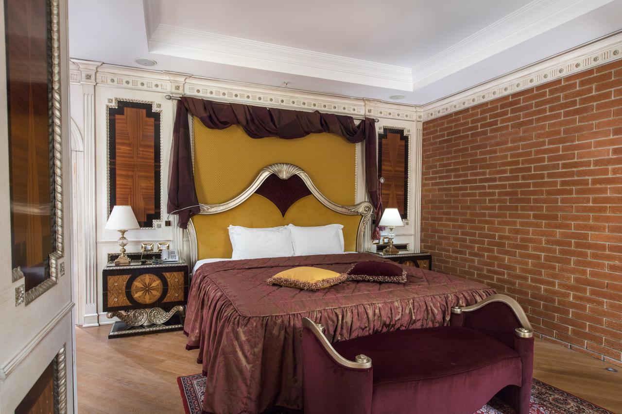 Xheko Imperial Luxury Hotel & Spa Tirana Kültér fotó A bedroom